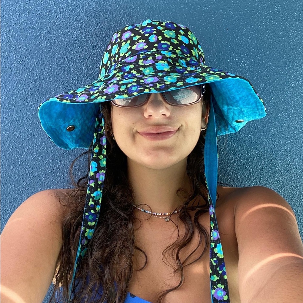 Meet your Posher, Gabriela